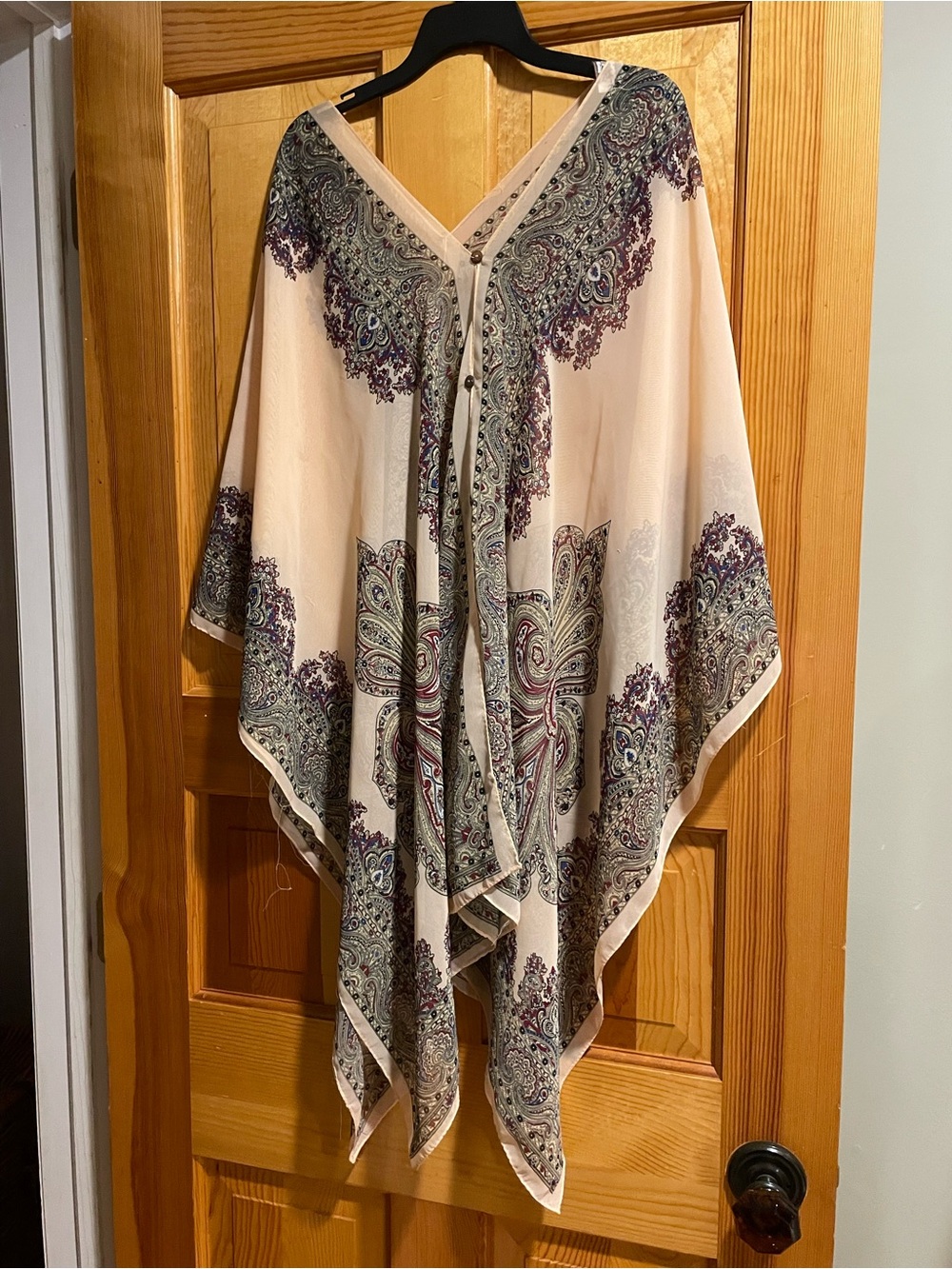 Light Cream Paisley Printed Lightweight Wrap